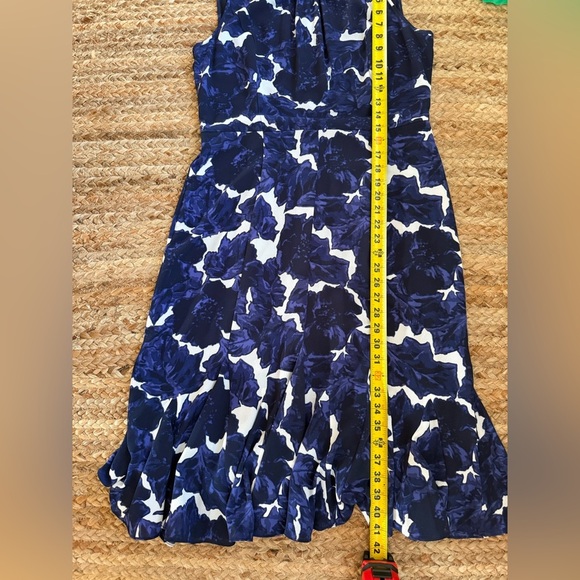 Talbots Size 8 Blue & White Floral Fit & Flare Dress - Picture 6 of 8